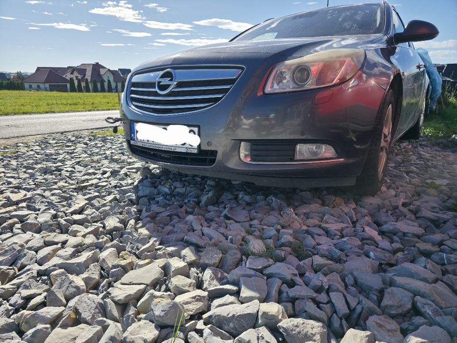 Opel Insignia 2.0 CDTI zderzak przód  Z177