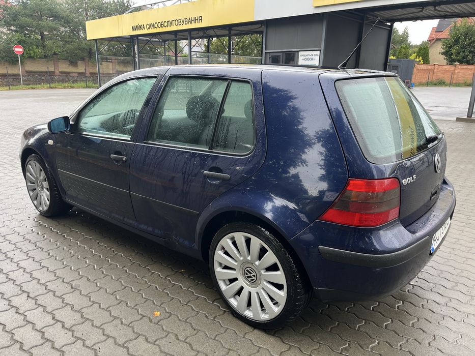 Volkswagen golf 4  1.4 бензин
