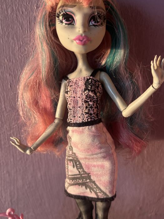 Monster High G1 Rochelle Scaris lalka i walizka