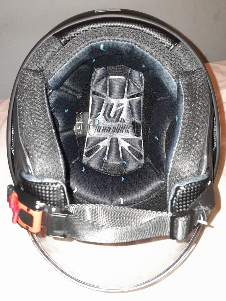 Capacete novo, nunca usado