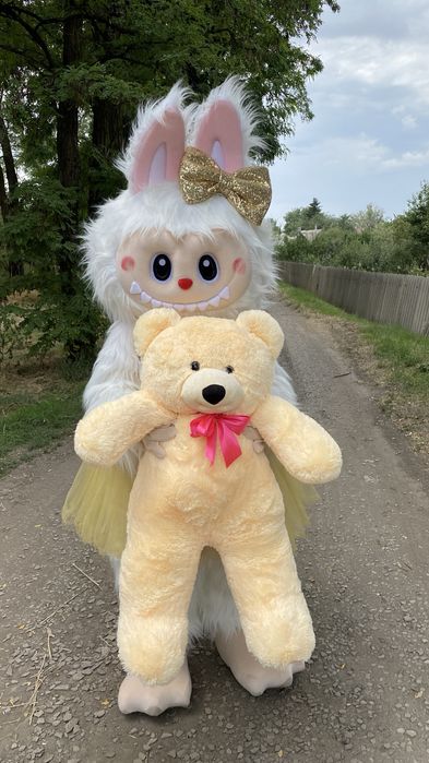 Білий ведмедик. Лабубу.Сердючка. Зайка та Тедді