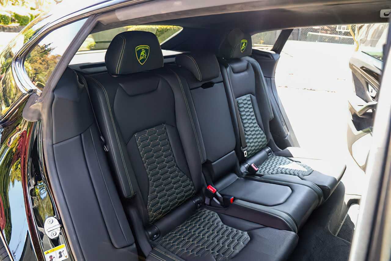Lamborghini Urus 2021