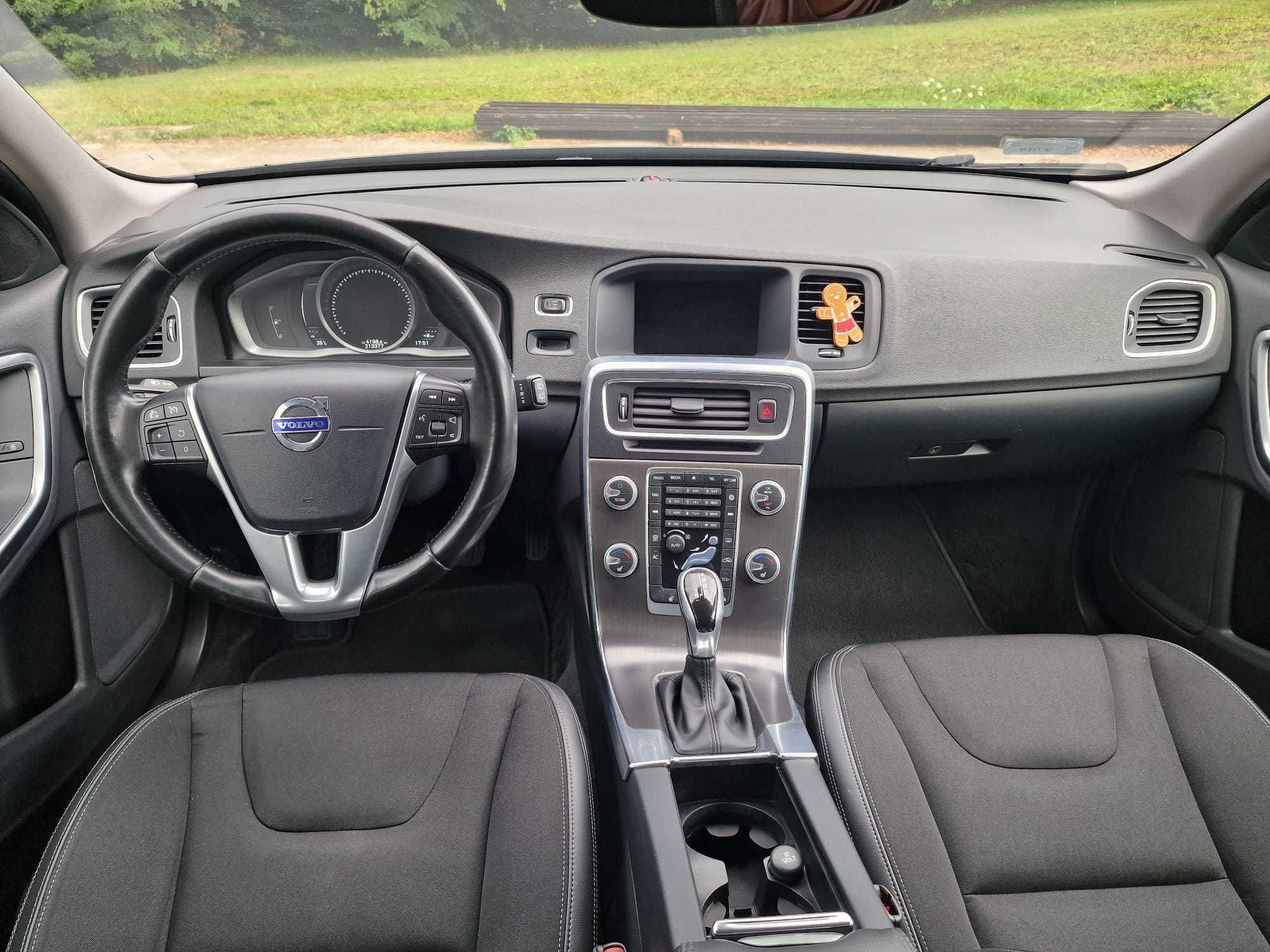 Volvo V60 D4 Drive-E Kinetic Automat – 2015 r. – 213 000 km