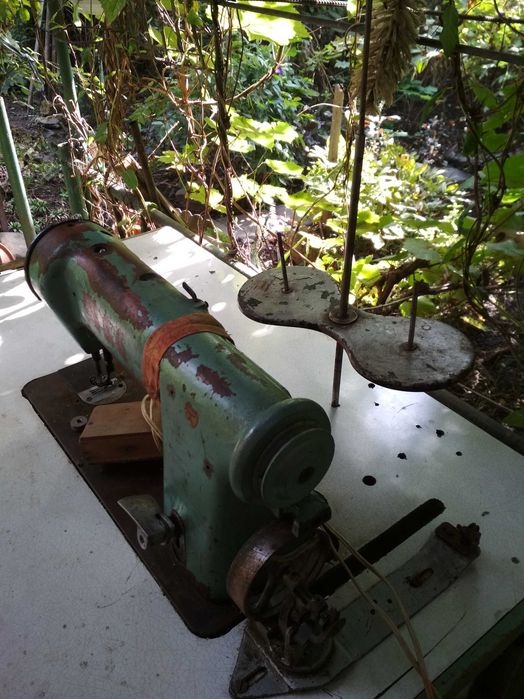 Швейная машина, советского производства