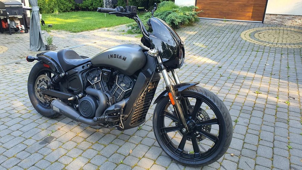 Indian Scout Rogue, faktura VAT 23%.
