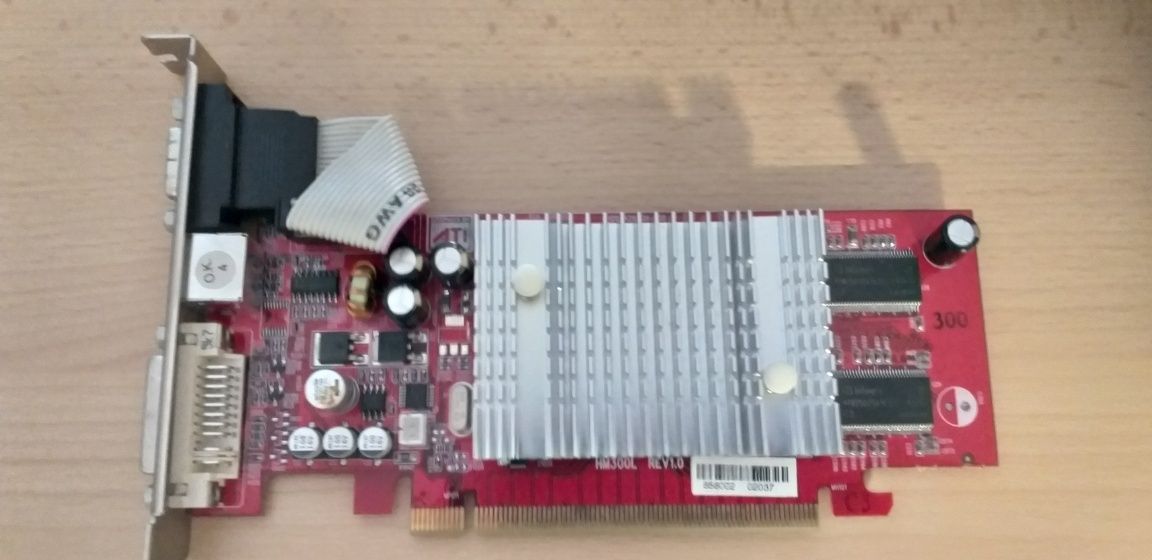 Placa De Vídeo Ati Radeon R9250l C3h 128mb Agp