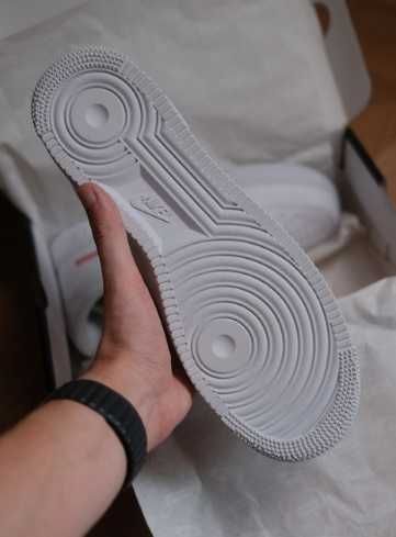 Nike Air Force 1 Low Supreme White  R.41