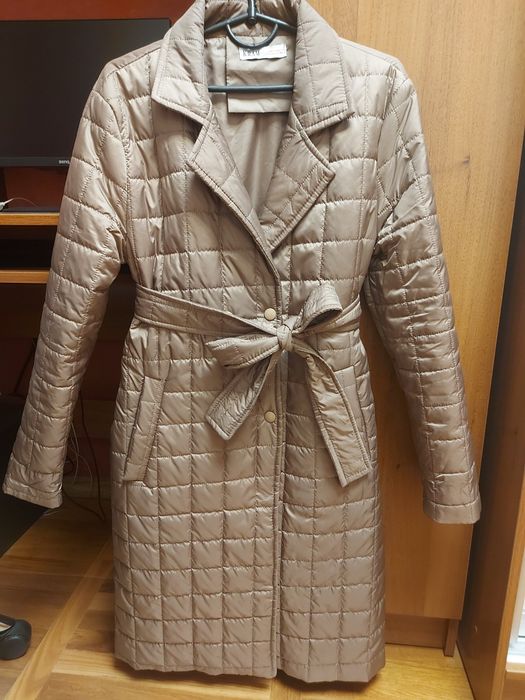 Демісезонне стьобане пальто