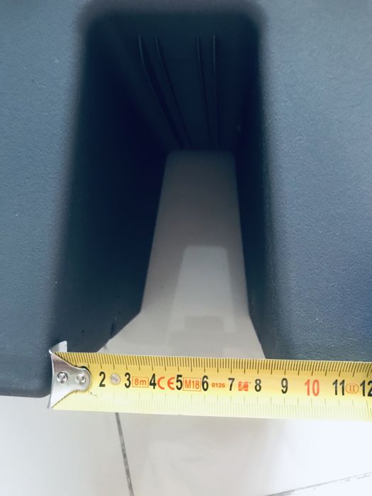 Donice nowoczesne na balkon, taras piękny kolor