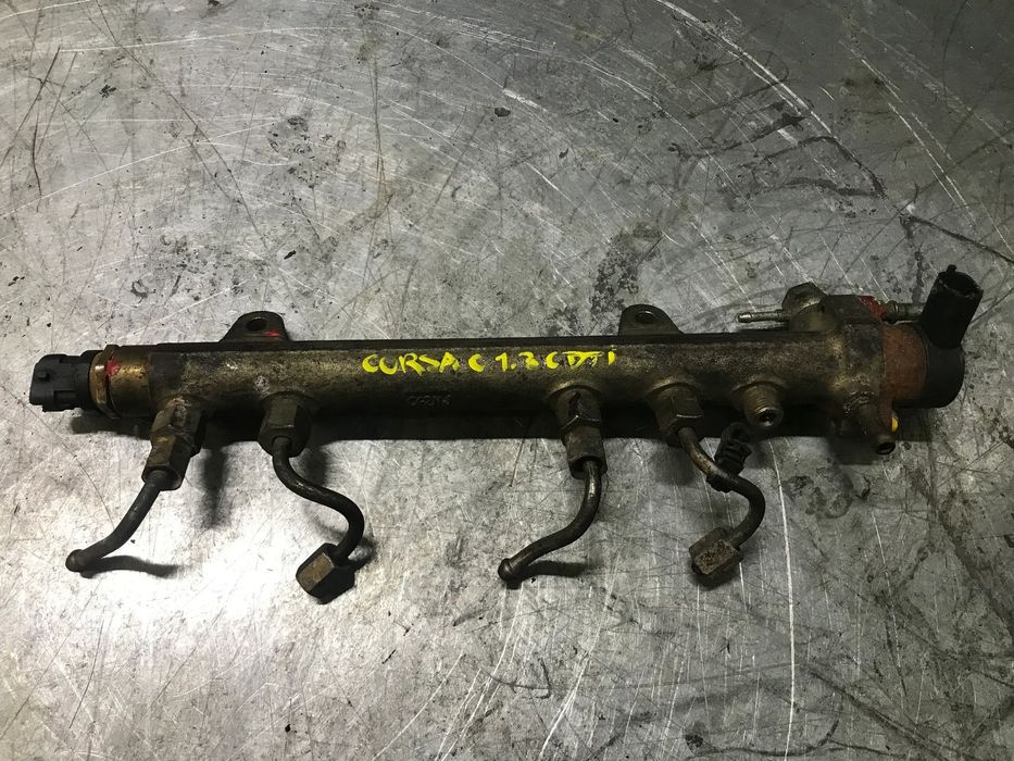 REGUA / RAMPA DE INJECÇÃO COM VALVULAS OPEL CORSA C 1.3CDTI 0445214044 46817523