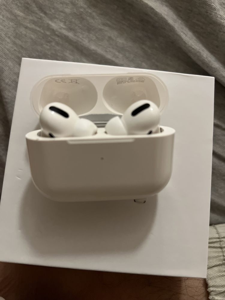 300 zloti for good condition Airpods Pro