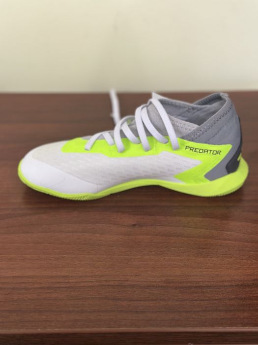 Продам футзалки adidas 34 розмір