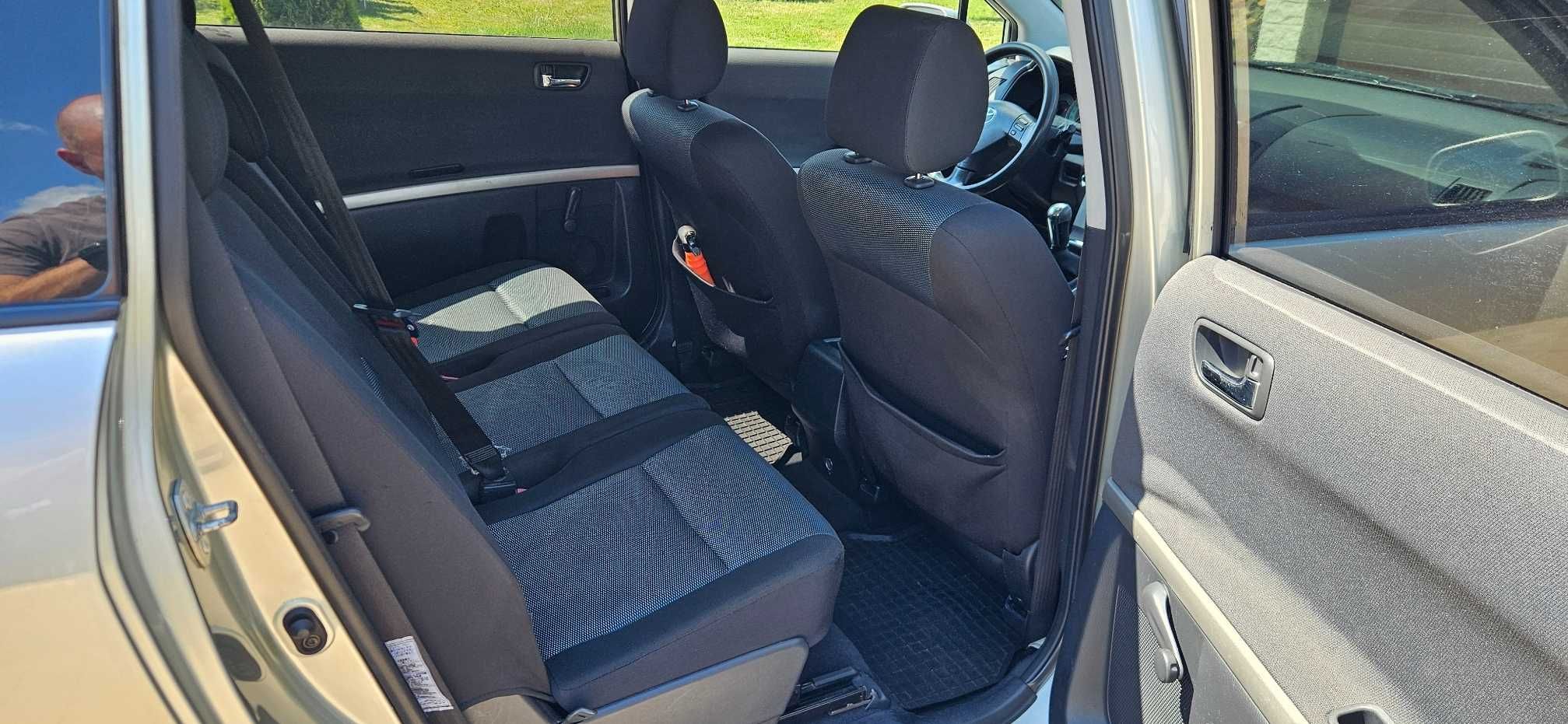 Toyota Corolla Verso 2.0 D4D 116KM 2004r