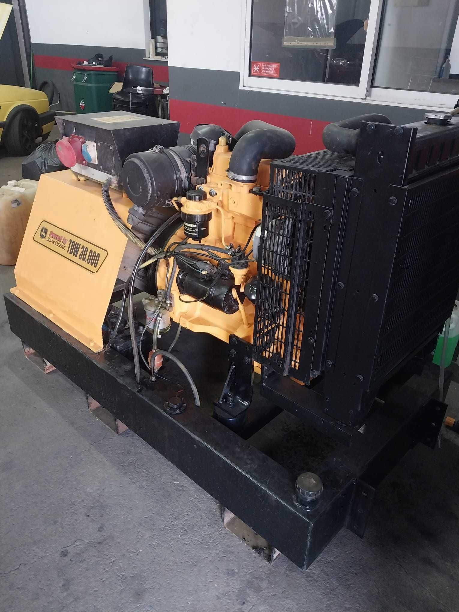 Vendo Gerador 30 kva