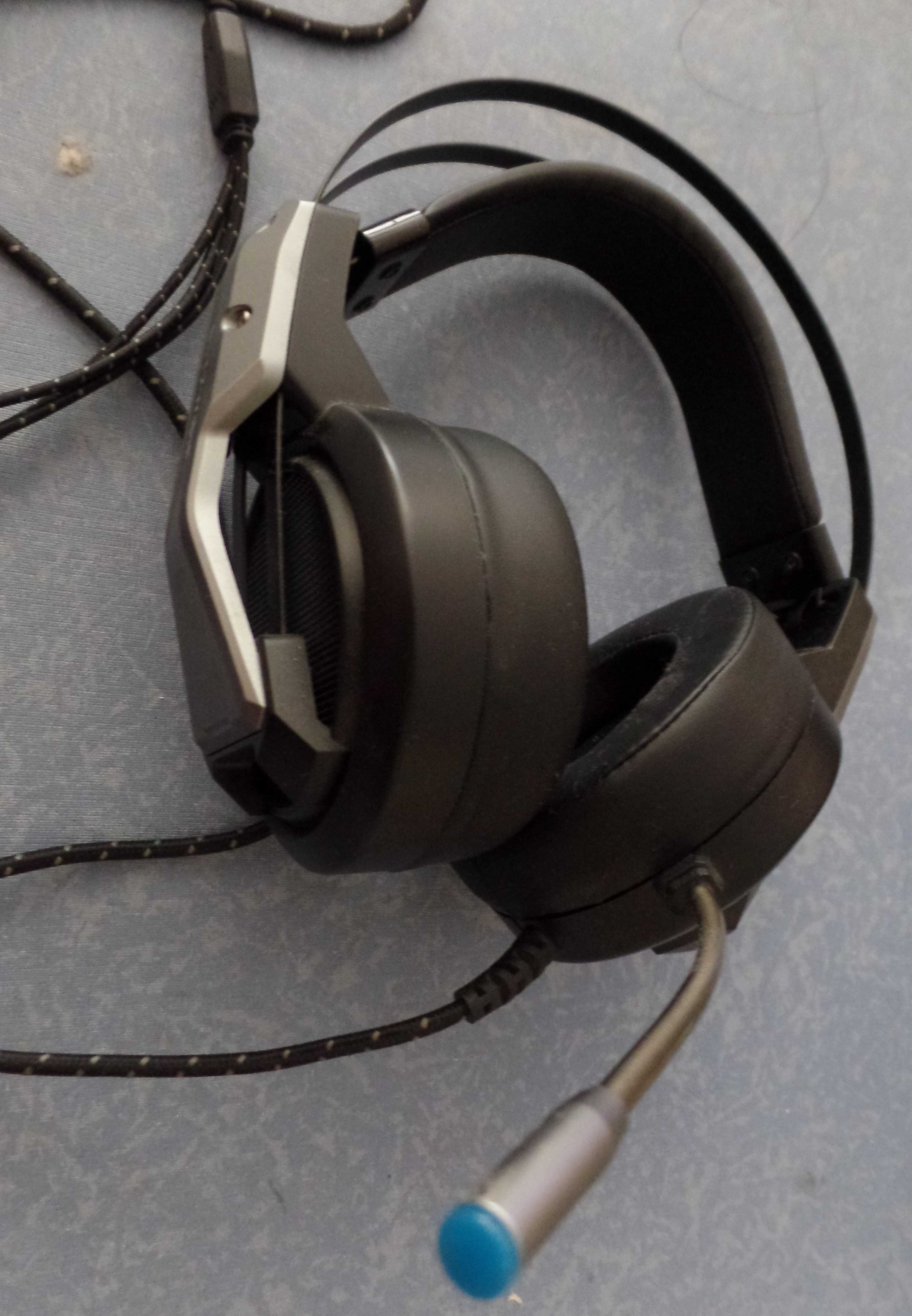 Auscultador BlitzWolf Headset Gaming RGB BW-GH1 (818)