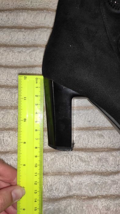 Ботинки женские осенние 38