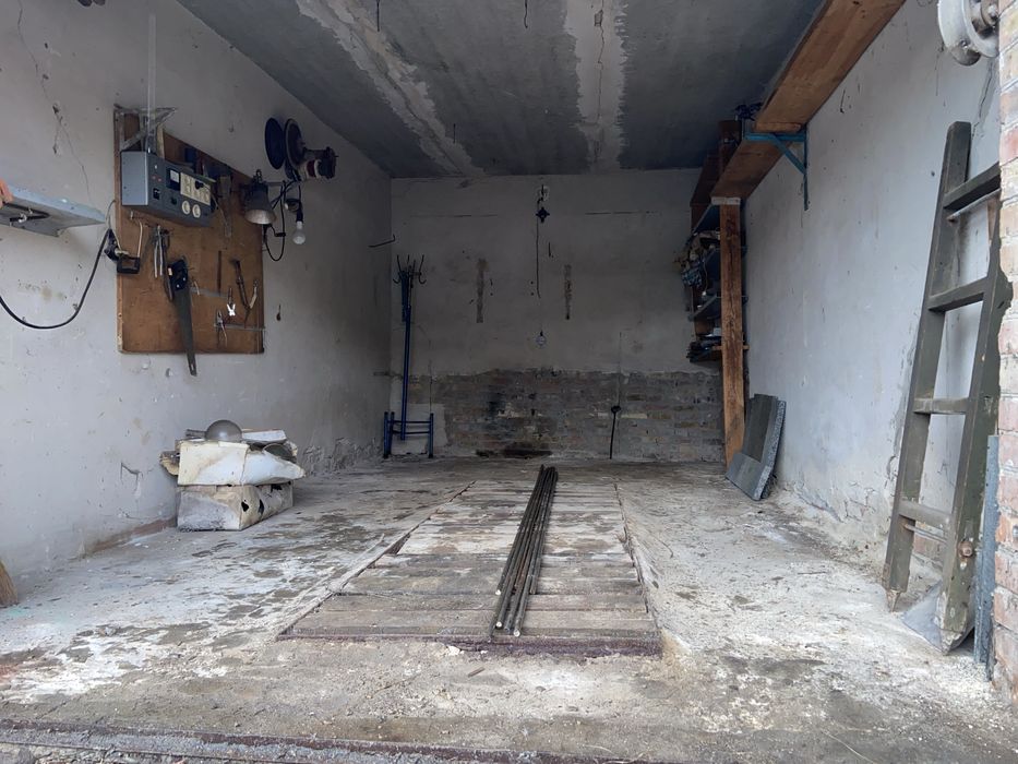 Оренда гаража Ризька 73а АГК Обгарбуд