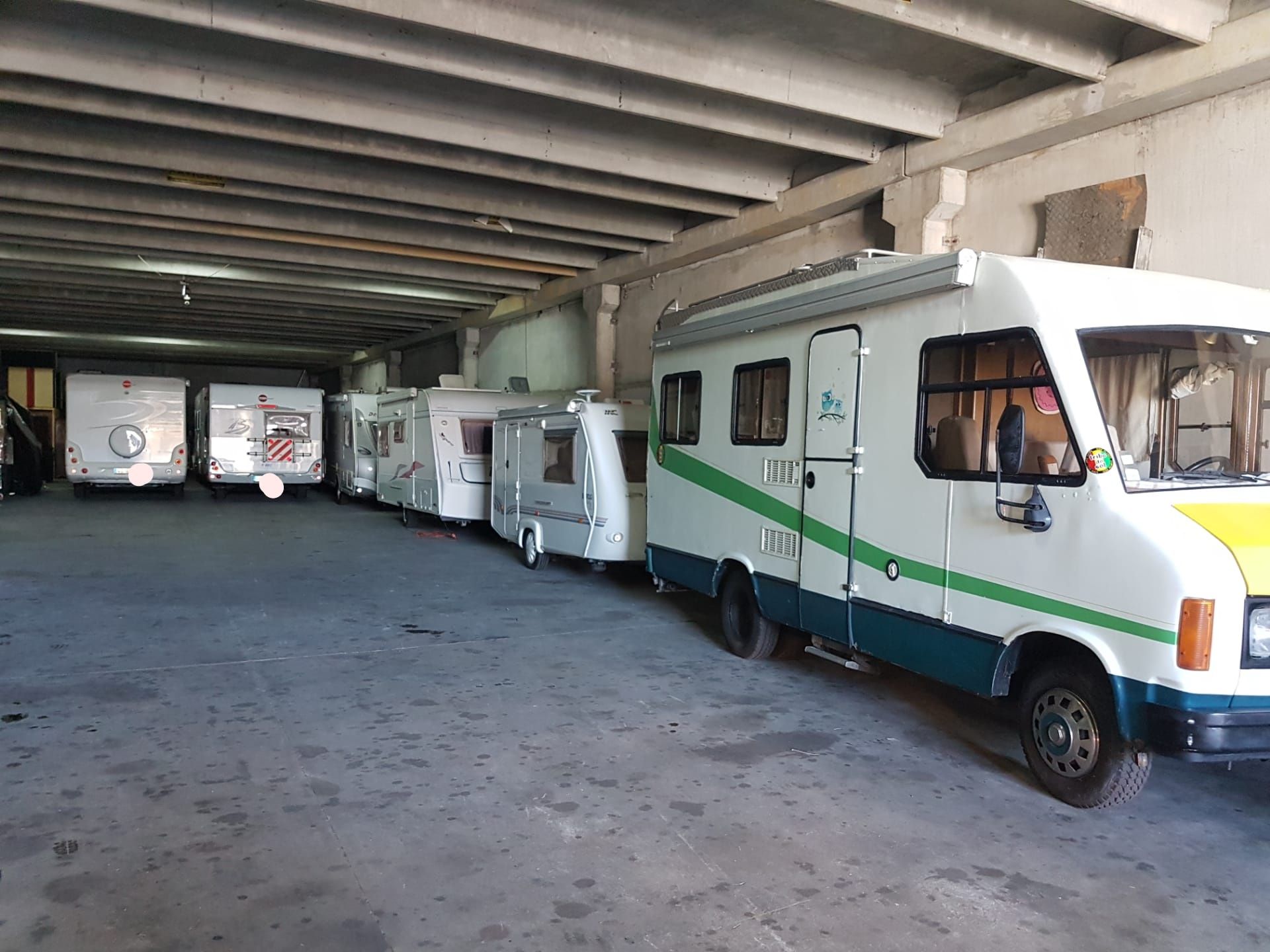 Garagem autocaravanas