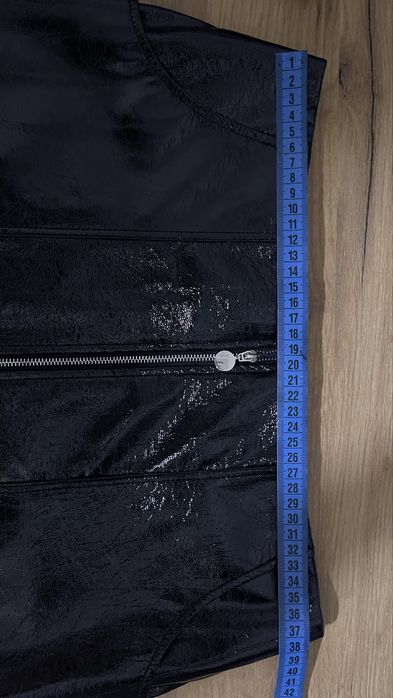 Спідниця з екошкіри М