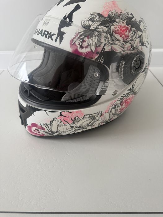 Kask motocyklowy S600 r.S  stan idelany kobiecy wzór, damski