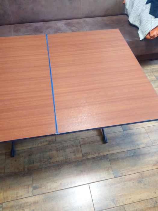 Stół ,ława rozkładana z regulacją wysokości.