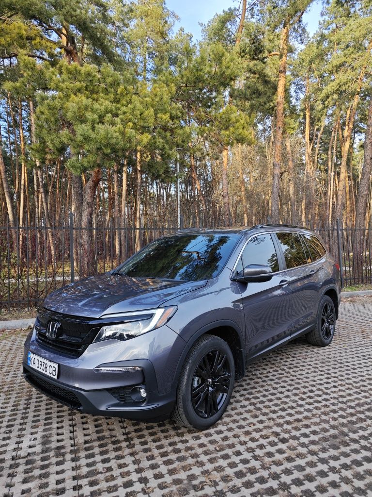 Продам Honda Pilot 2022