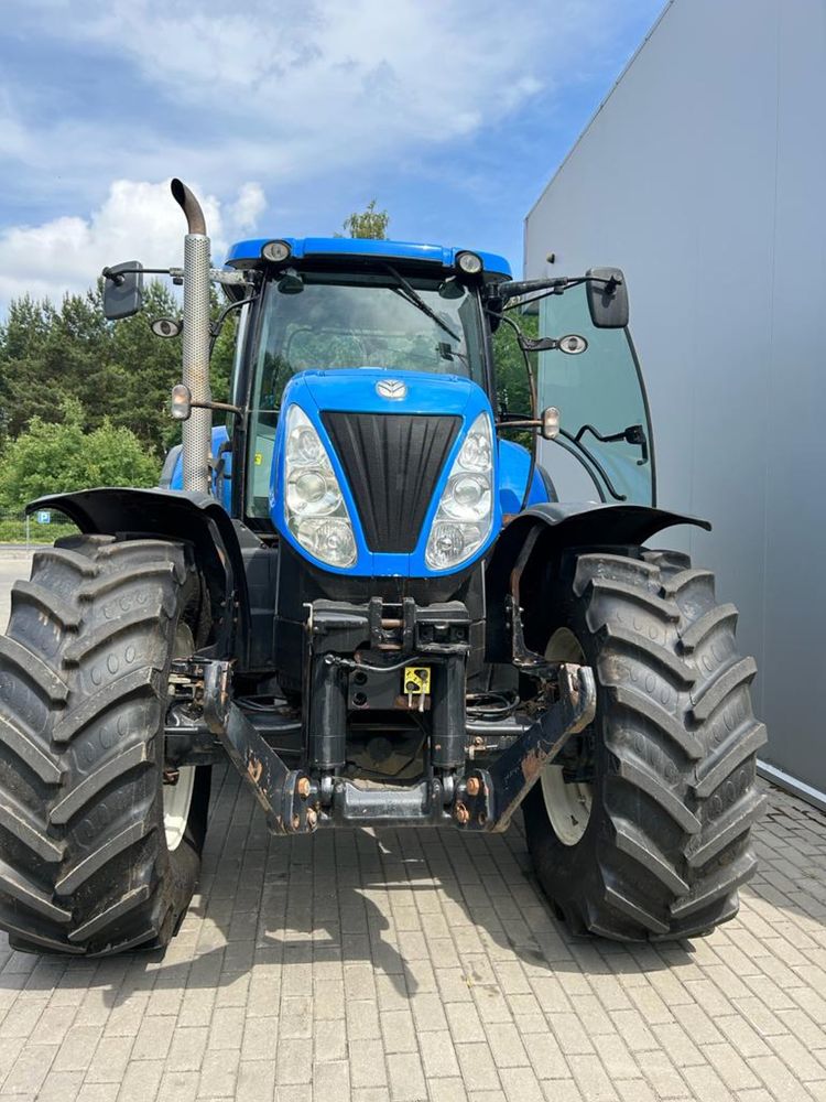 New Holland T7.235 stan Perfekcyjny Pneumatyka Pelzaki 50km/h