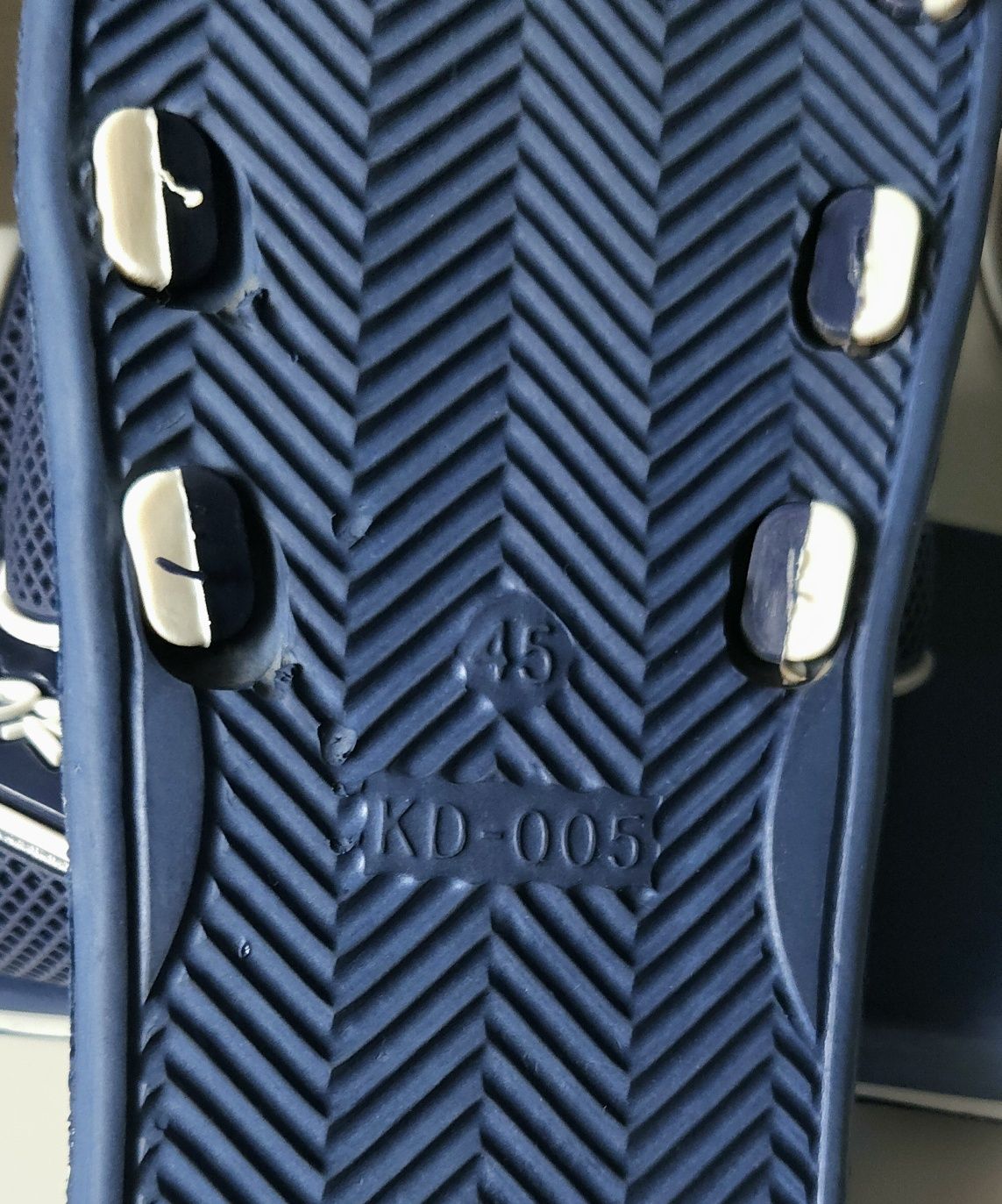 Klapki unisex rozmiary 42 i 45