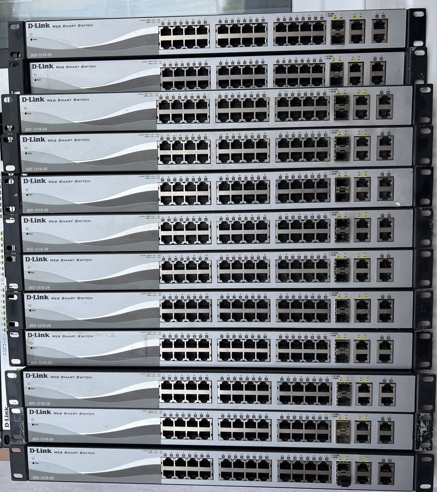 Коммутаторы D-link DES-1210-28 (52), DES-1100-26, TP-Link TL-SL2218WEB