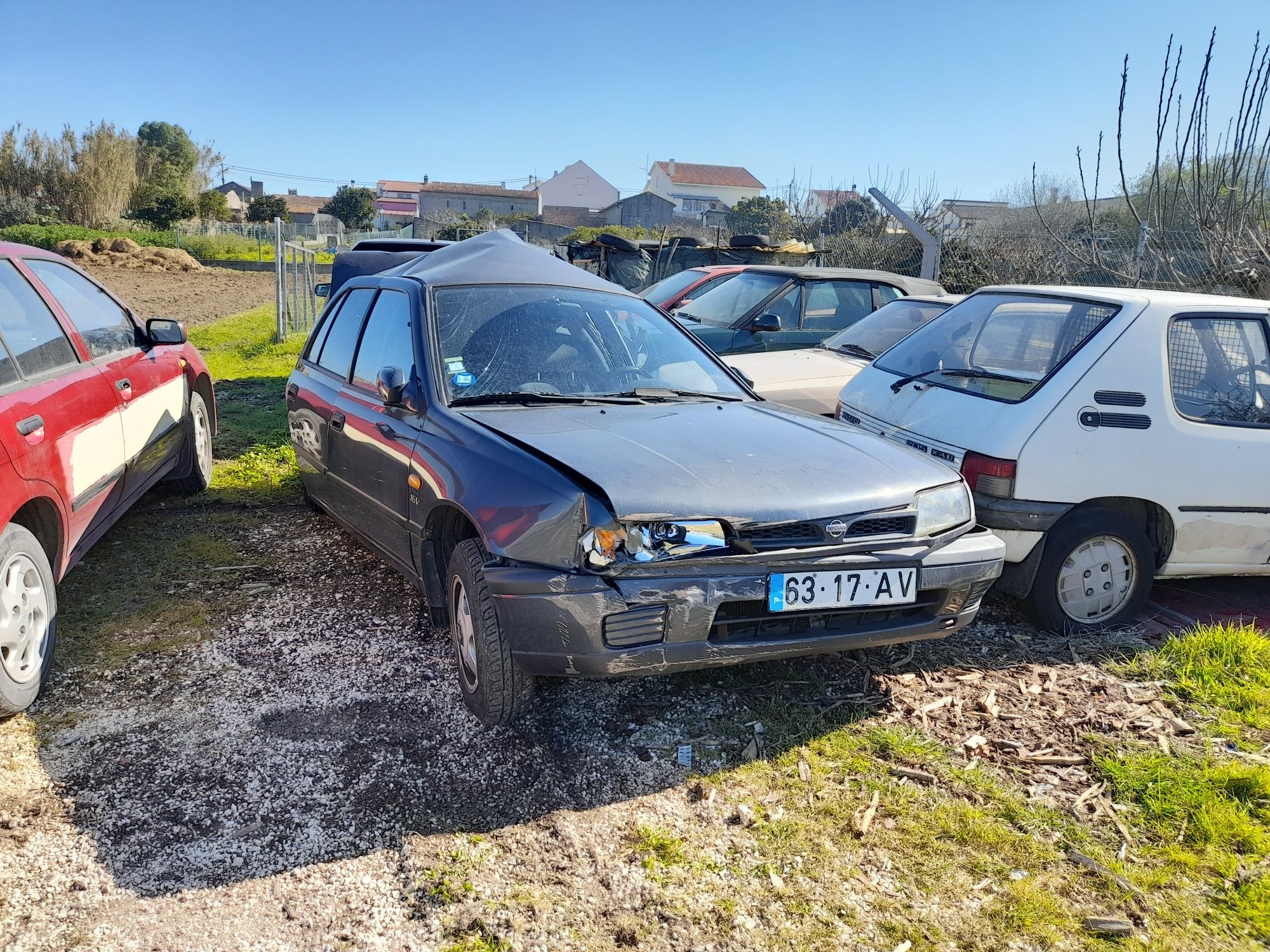 1993 Nissan Sunny 1.4 SLX N14 a Carburador para peças