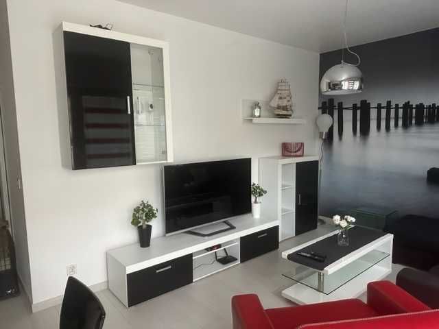 Meble na ścianę TV