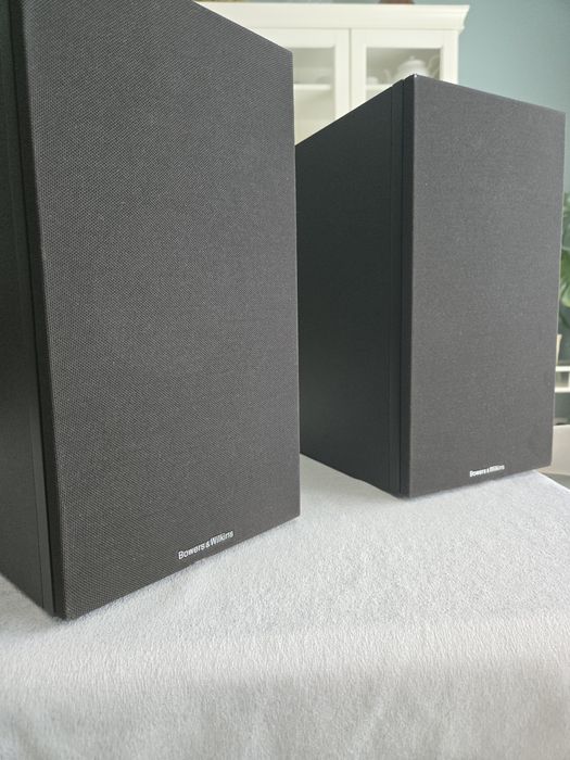 Głośniki Bowers&Wilkins 606 B&W