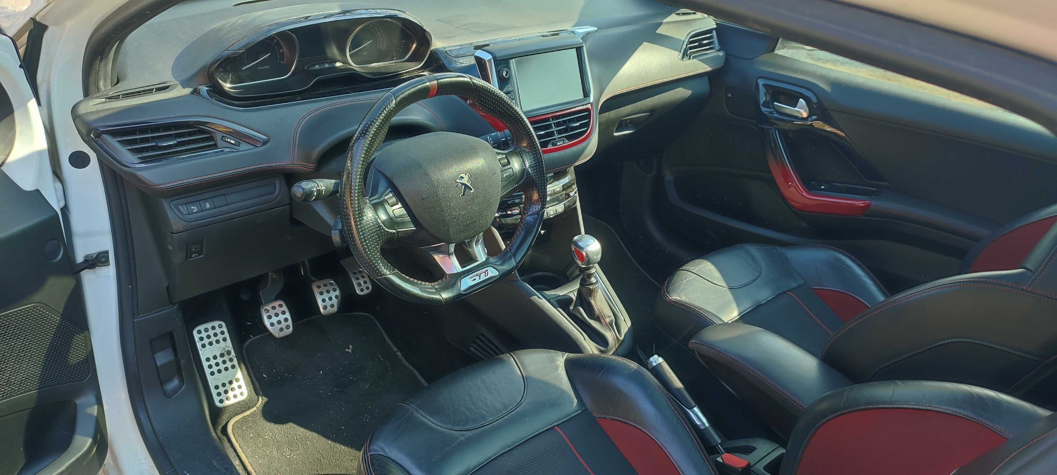 Peugeot 208 GTI  200KM