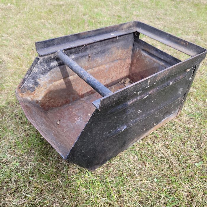 Skrzynka metalowa, kasta metalowa