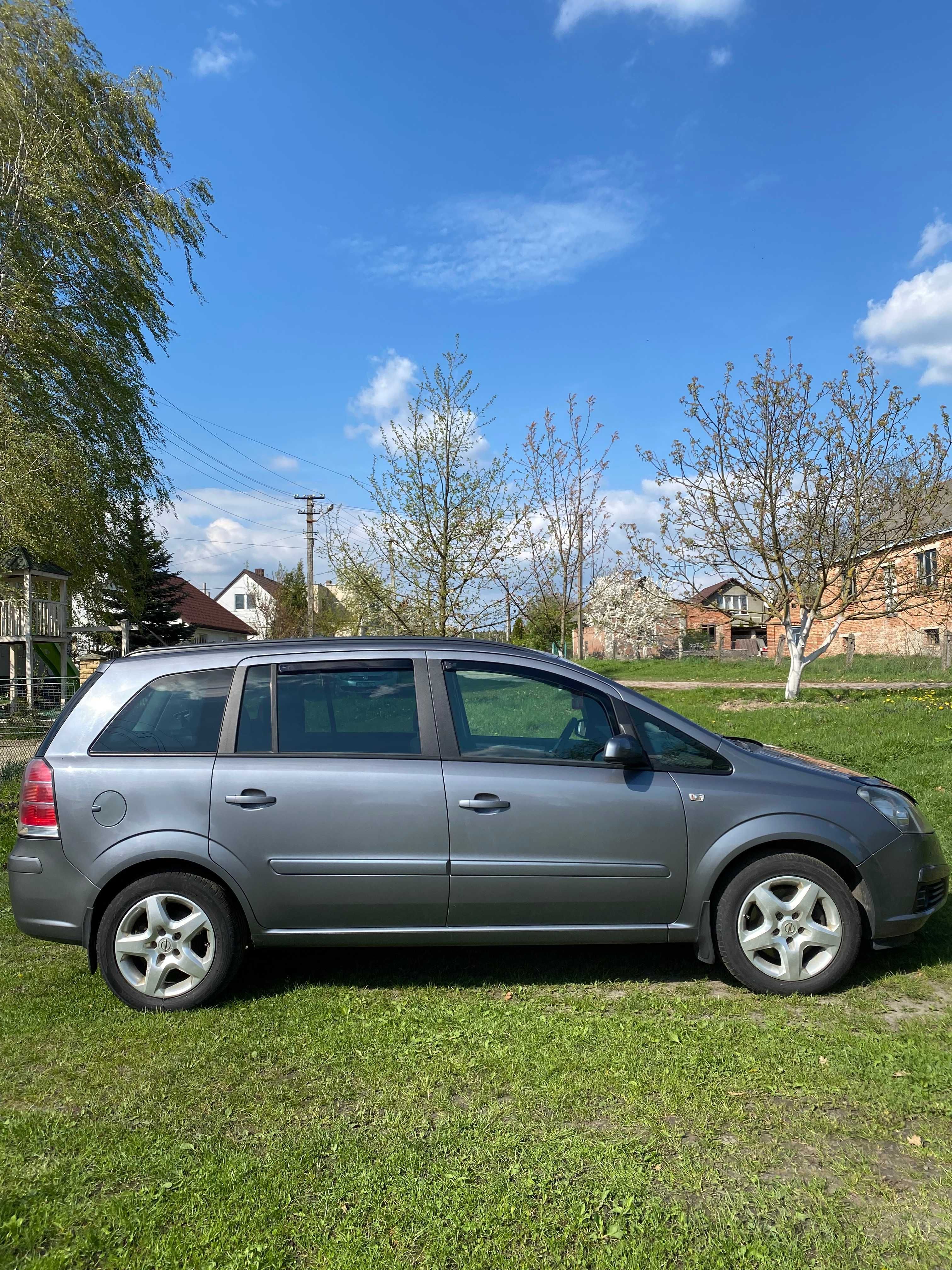 Opel Zafira b 1.9 дизель