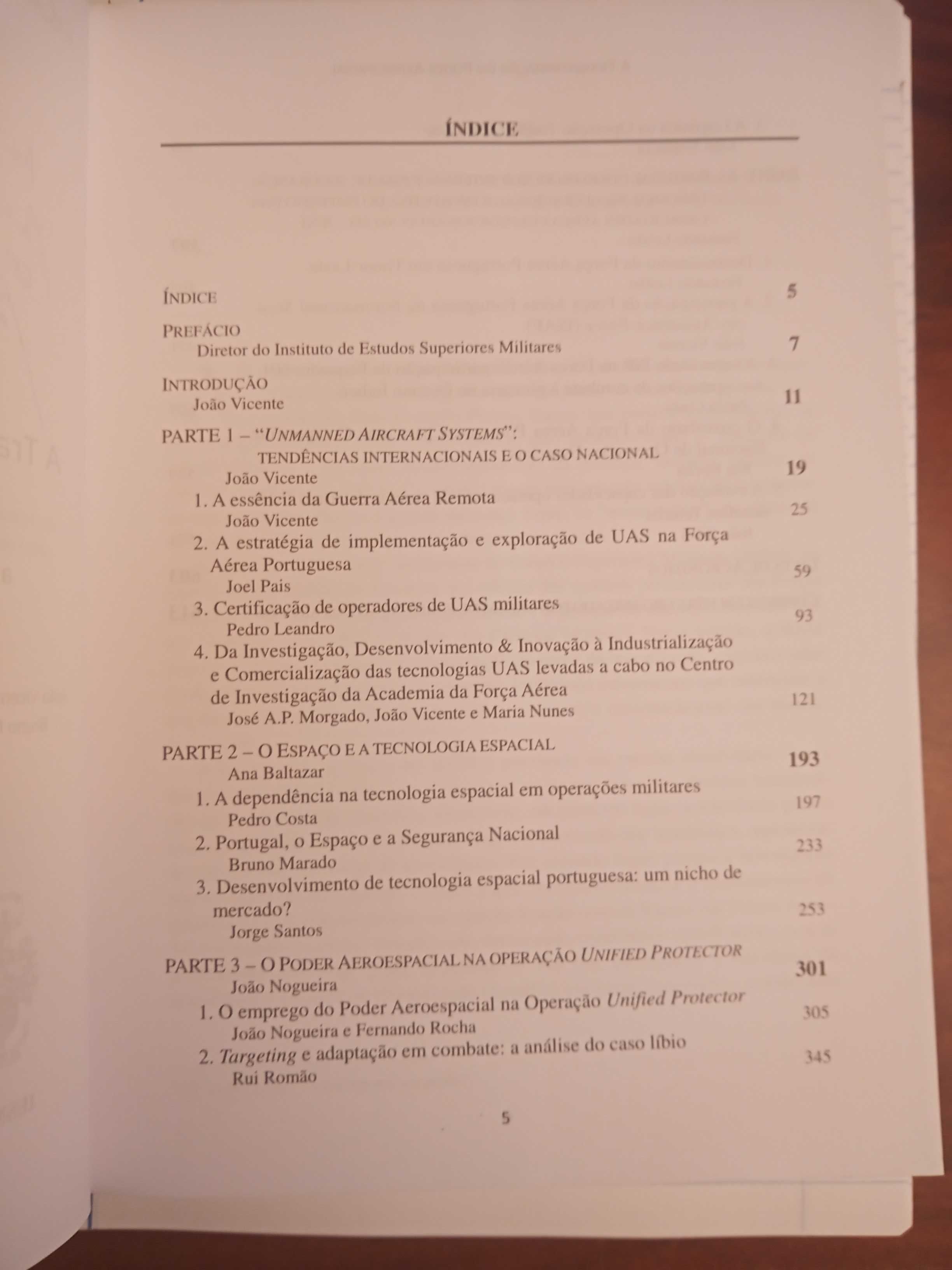 Livro "A Transformação do Poder Aeroespacial"