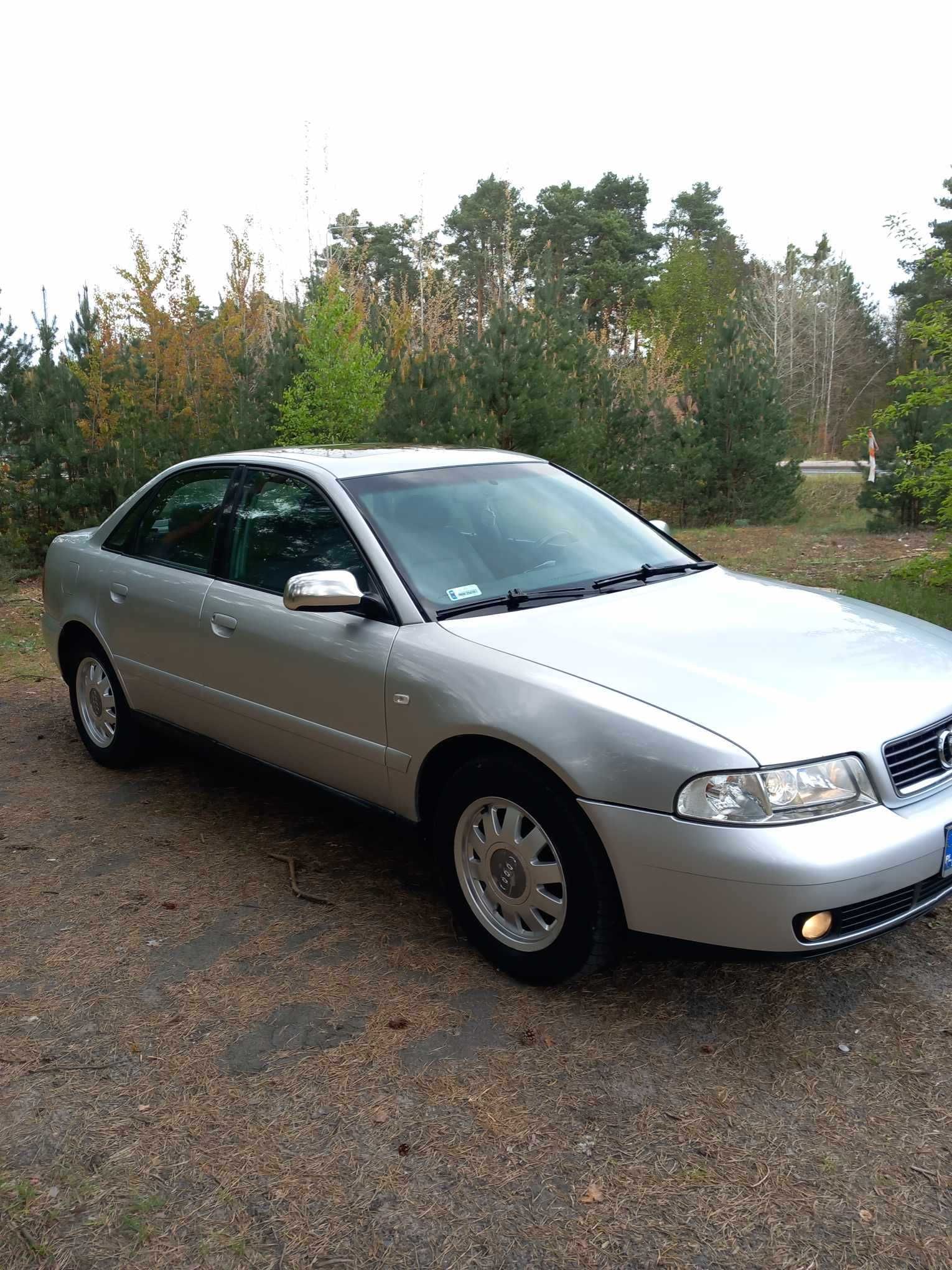 sprzedam Audi A4 B5 lift 1,6 benzyna+lpg