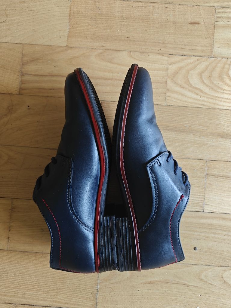Półbuty/buty chłopięce eleganckie na początek roku szkolnego
