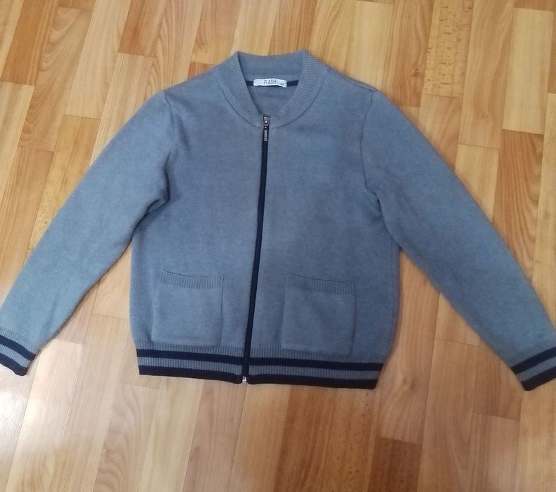 Продам кофтинку для хлопчика