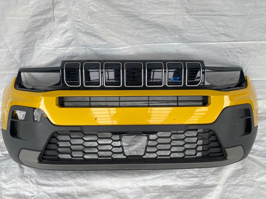 JEEP AVENGER zderzak przód przedni ładny