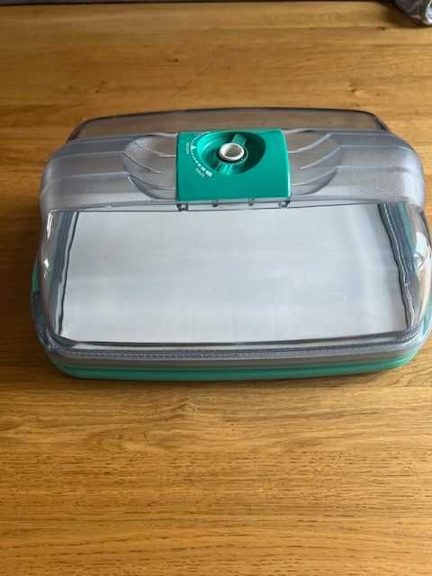 Pojemnik próżniowy Tupperware