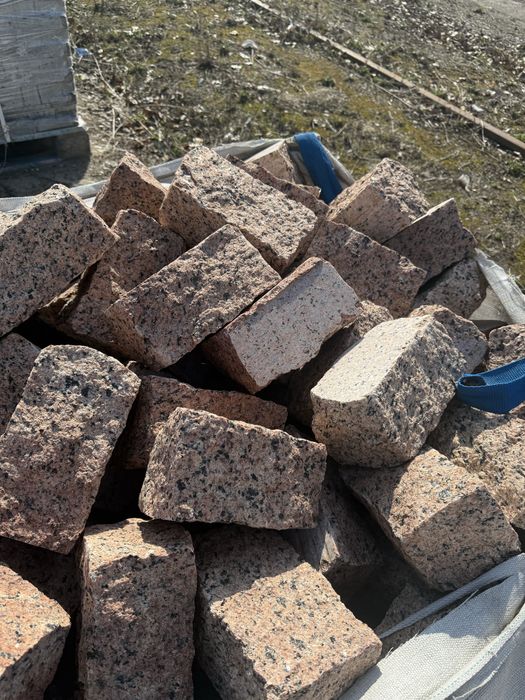 Брусчатка 10х10х5, Бруківка габбро колотая, улучшенная