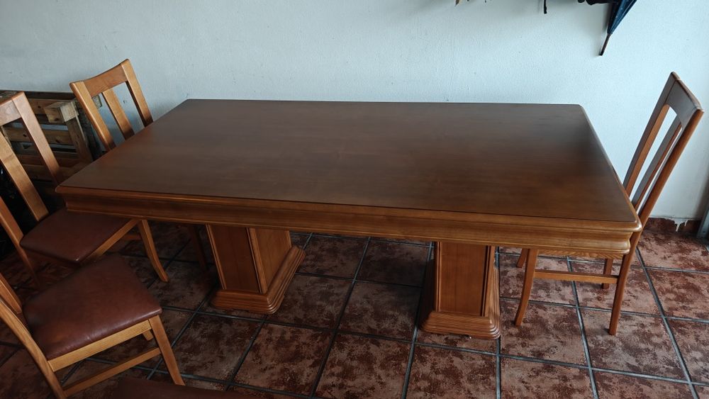 Mesa cerejeira maciça + 6 cadeiras