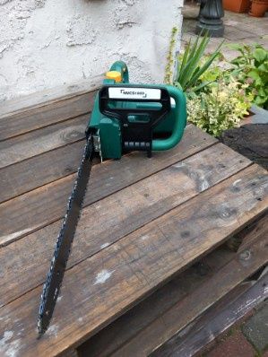 Piła elektryczna 1800 W 35 cm