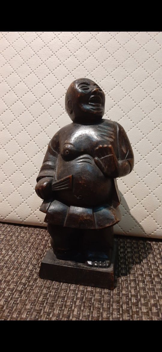 Figurka Buddy, rzeźba