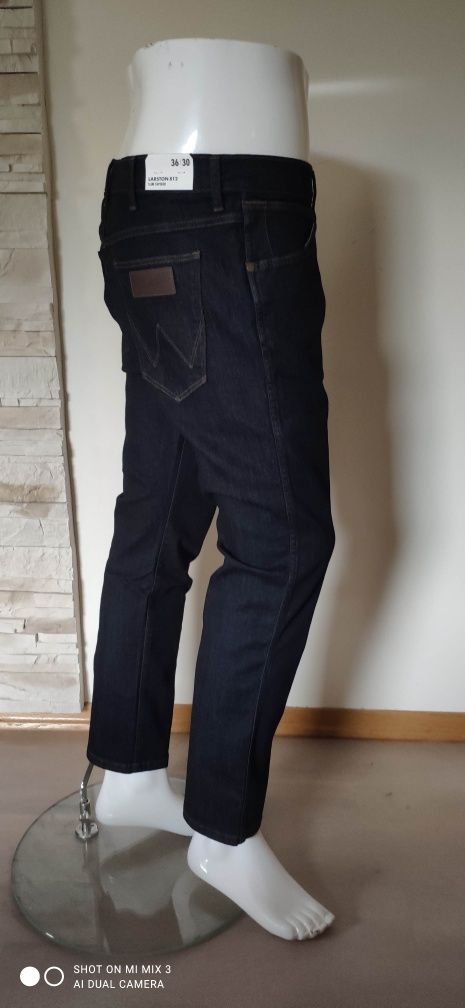 Wrangler Larston Dark Rinse męskie jeansy rozm 36/30 jak 36/29