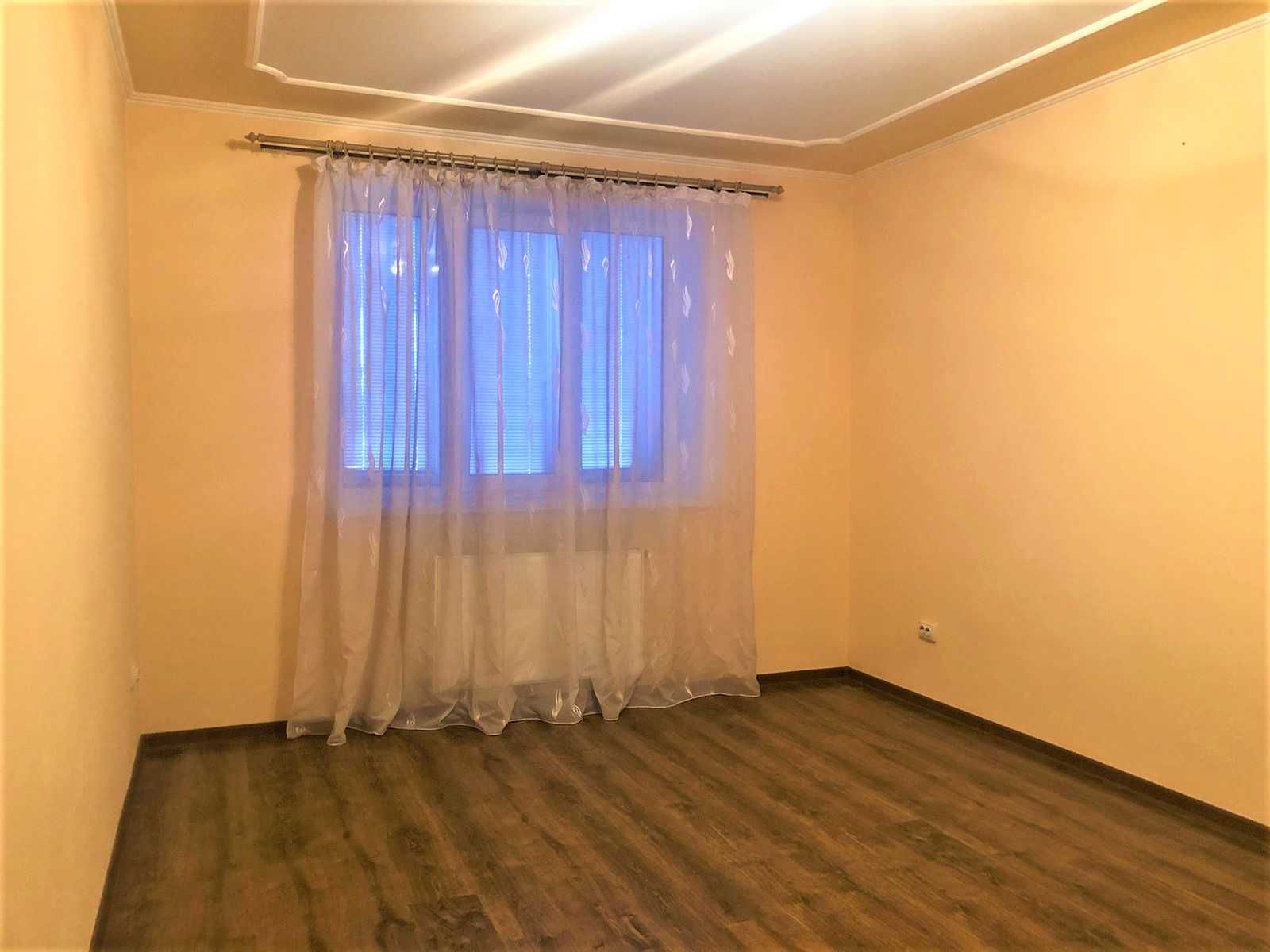Продаж 1-кімнатної квартири в новобудові в центрі села Богородчани