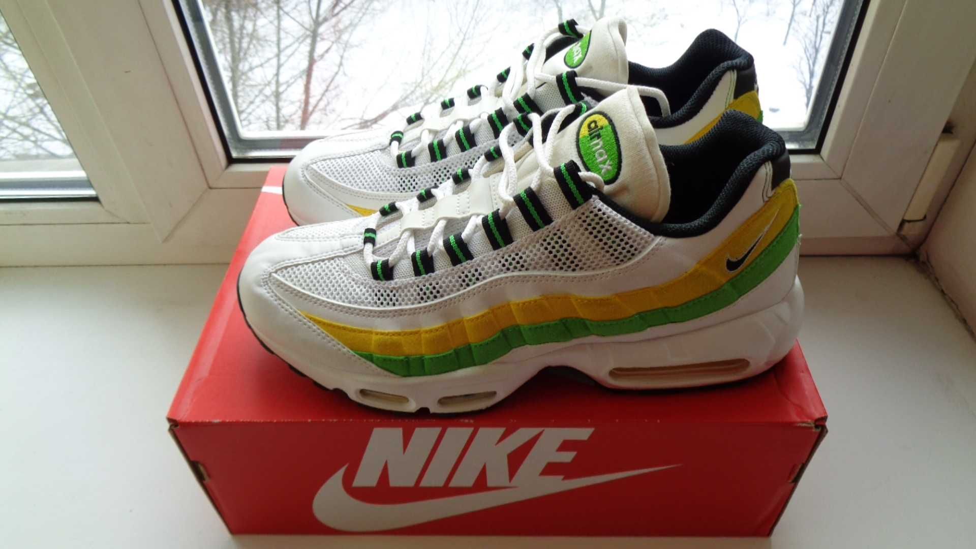 Кросівки Nike Air Max 95 Essential (DQ3429-100) US 10.5. 0RIGINAL.NEW.