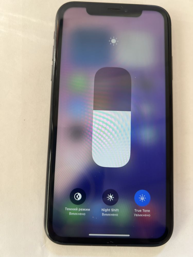 IPhone XR на 64 г