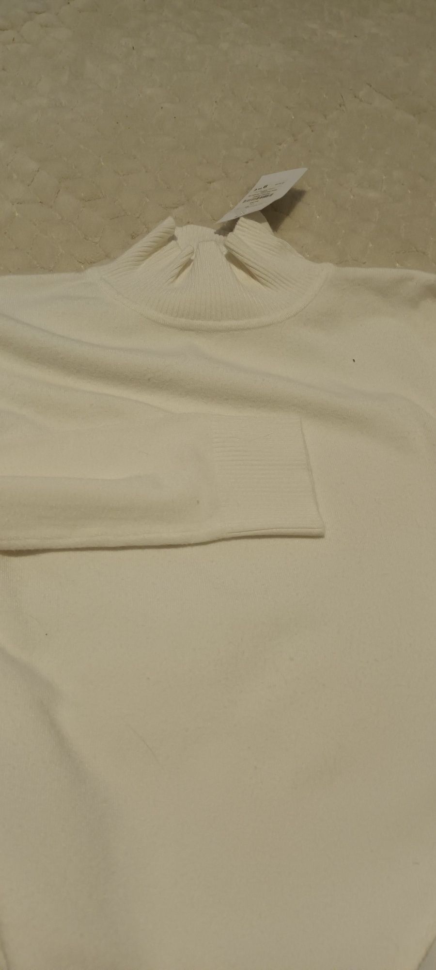 Camisola ainda com etiqueta